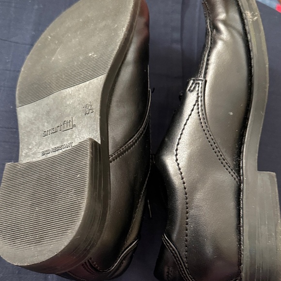 Smartfit Boys Black Oxfords - Size 13 1/2 - Picture 2 of 5